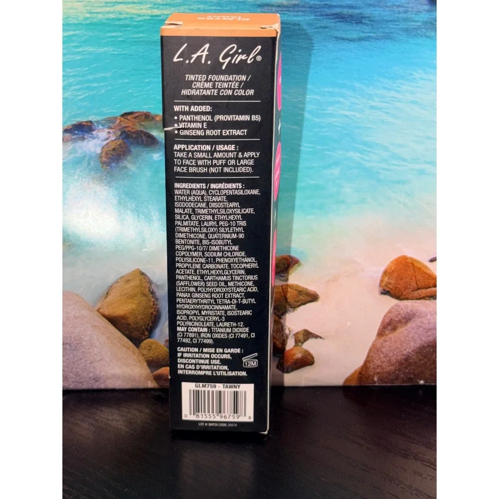LA Girl Tinted Foundation GLM759 Tawny Buildable Natural Finish 1oz New
